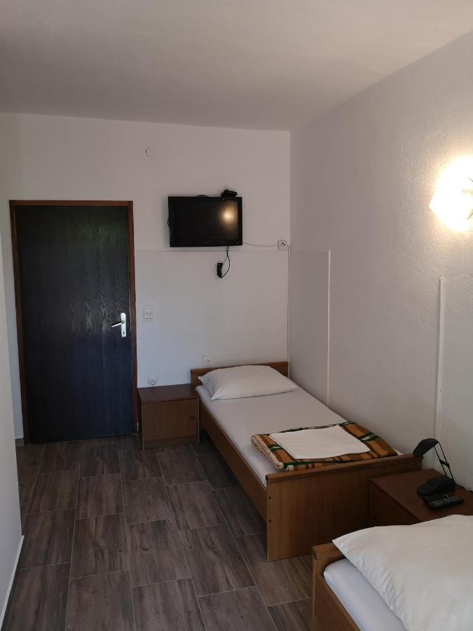 Apartments Mint Povljana - 50M From Sandy Beach المظهر الخارجي الصورة