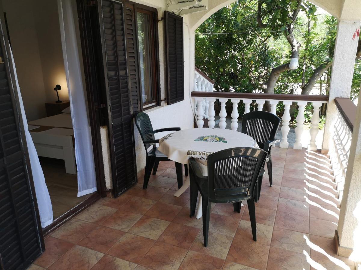 Apartments Mint Povljana - 50M From Sandy Beach المظهر الخارجي الصورة